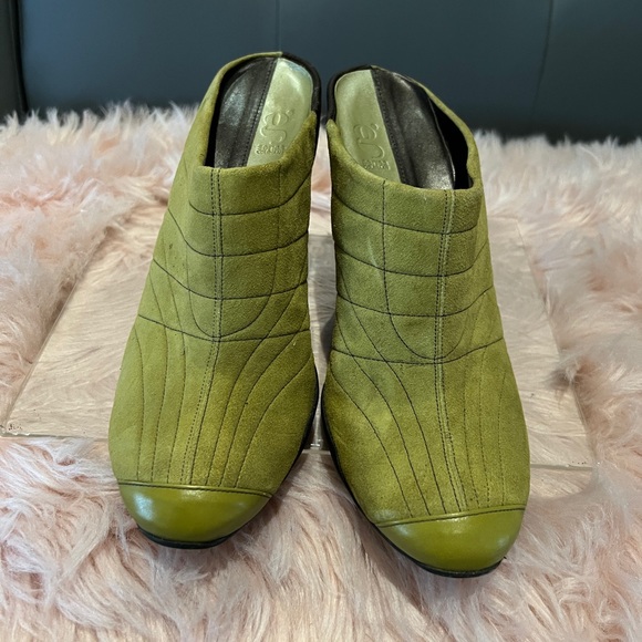 Cole Haan green mules - Picture 2 of 6